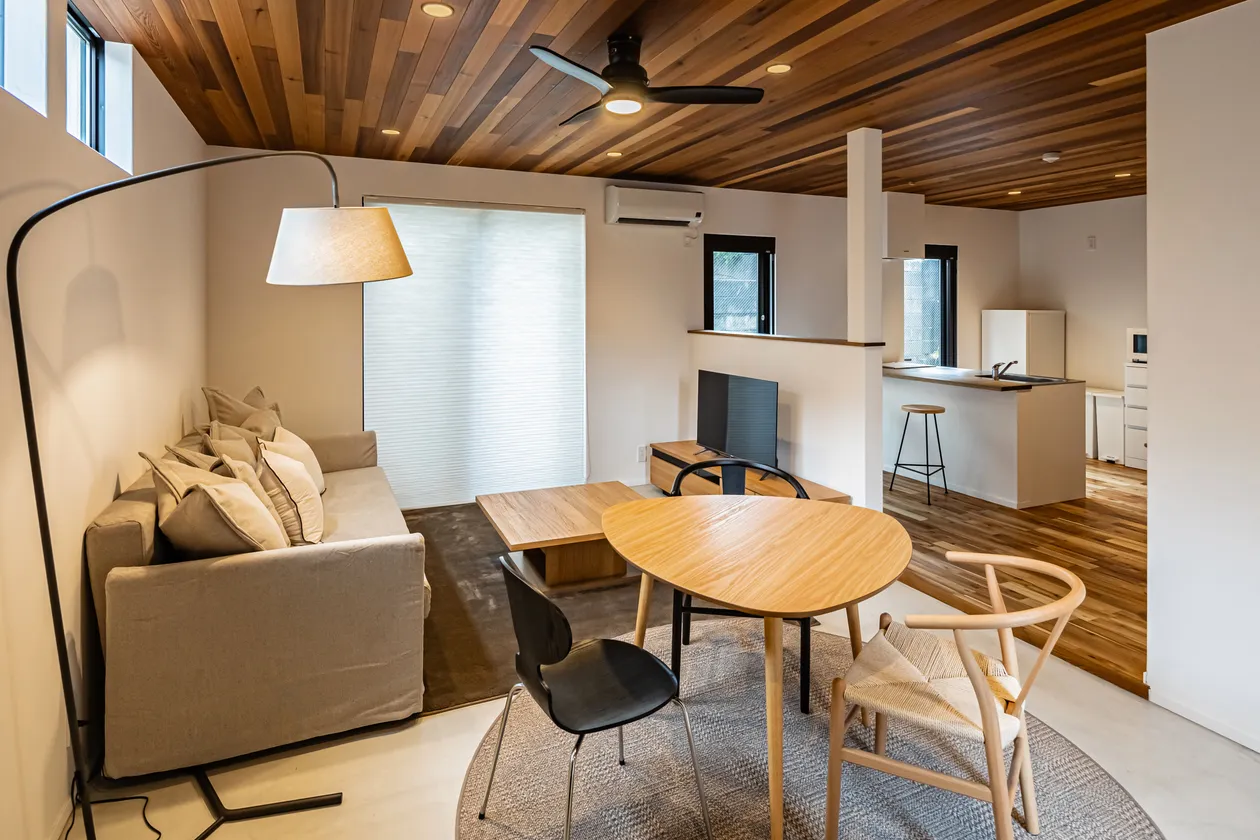 天井が高く開放感たっぷりのリビング